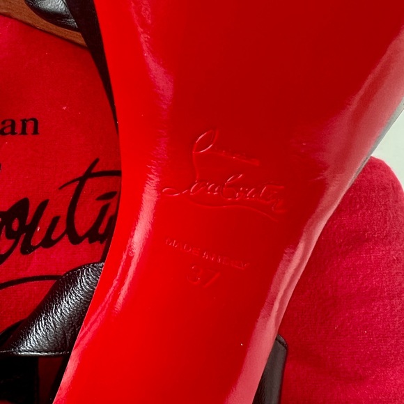 CHRISTIAN LOUBOUTIN ~Black Platform Heels - Picture 4 of 5